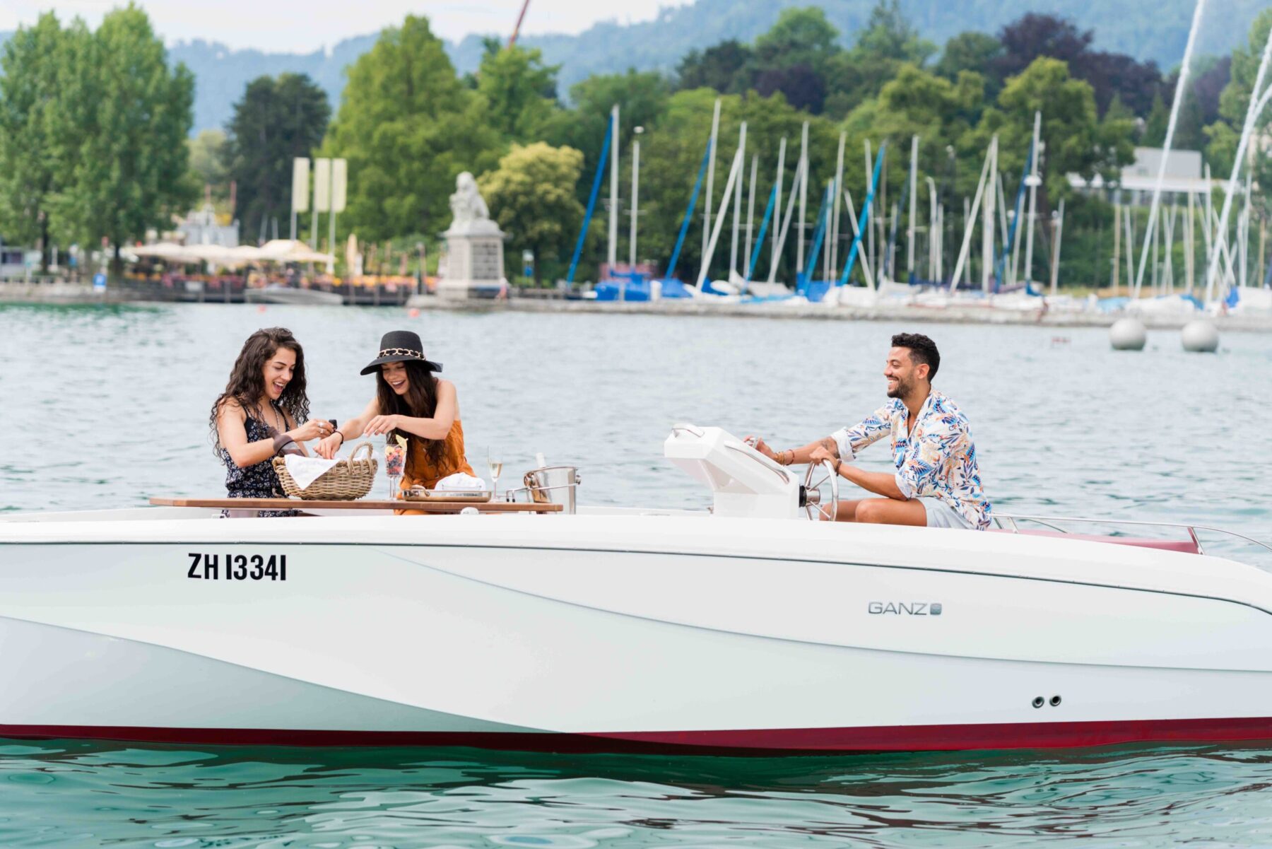 E-Boat Shortbreak 5.8